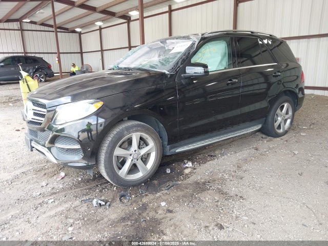Mercedes-Benz m276 2016 4JGDA5JBXGA687645 Image 2