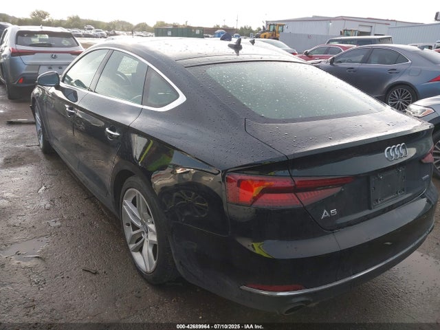 2019 AUDI A5 WAUANCF59KA063182 Photo 2