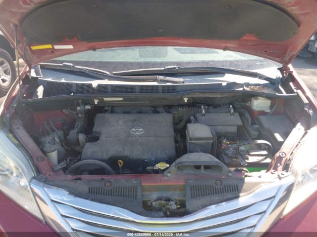 2011 TOYOTA SIENNA 5TDDK3DC8BS007764 Photo 9