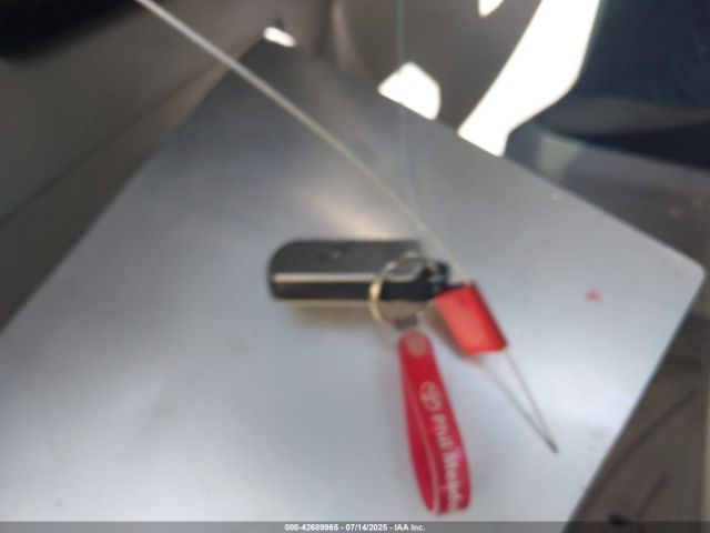2011 TOYOTA SIENNA 5TDDK3DC8BS007764 Photo 10