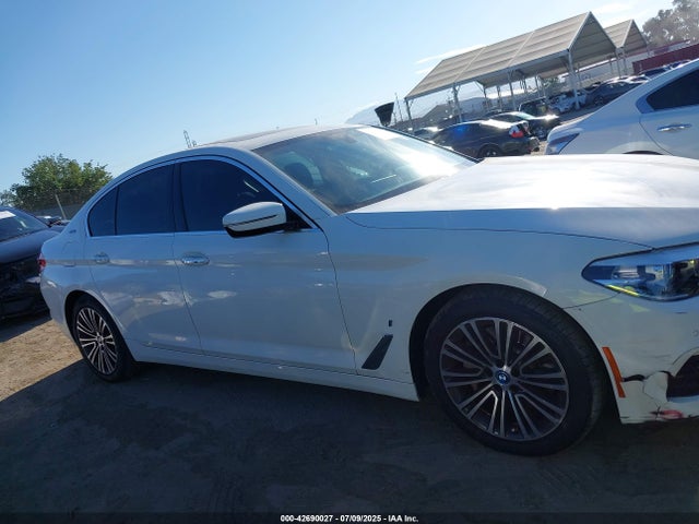 WBAJA9C59JB249087 BMW 2018
