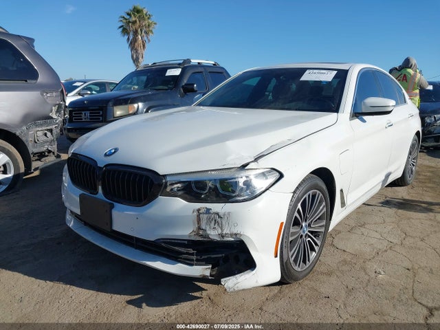WBAJA9C59JB249087 BMW 2018
