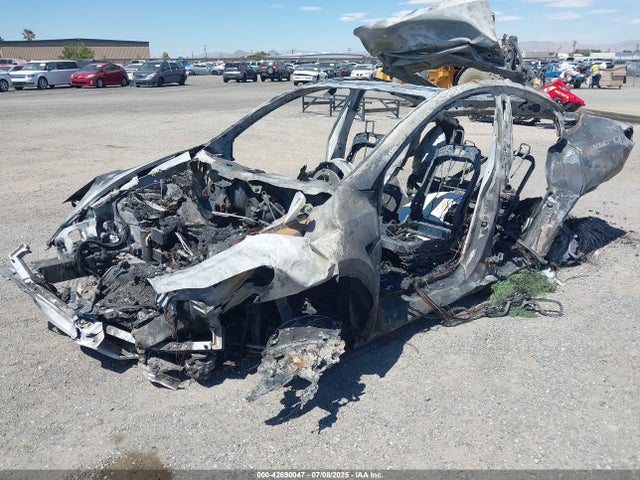 2023 TESLA MODEL Y 7SAYGAEE2PF876334 Photo 1