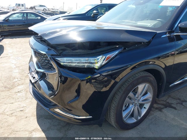 5J8YD9H36NL010551 Acura j35y5