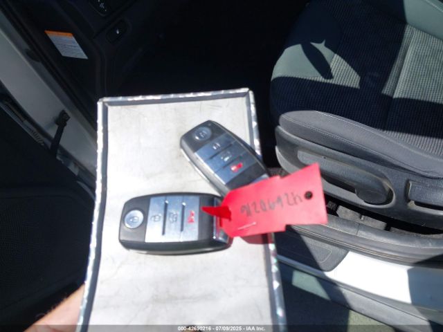 2018 KIA NIRO KNDCB3LC3J5127800 Photo 10