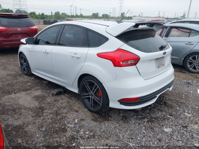 2017 FORD FOCUS ST 1FADP3L97HL257326 Photo 2