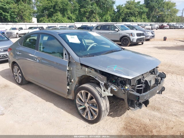 Hyundai gamma ii 2022 3KPC34A65NE177754 Image 1