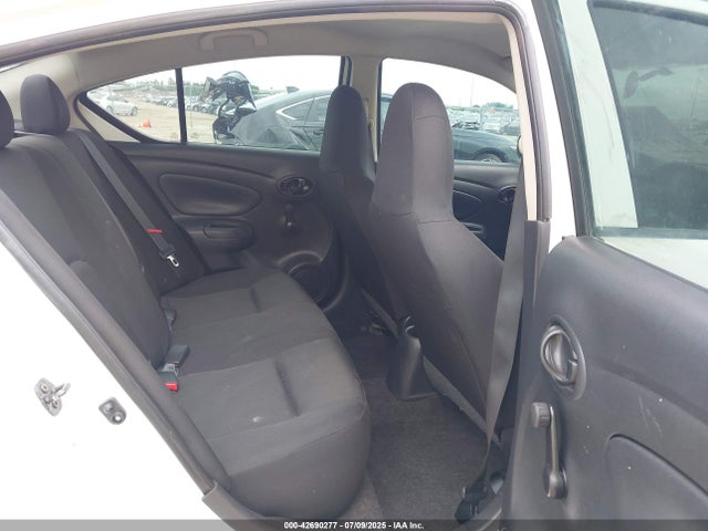 Nissan 2017 2017 3N1CN7AP7HL857033 Image 8