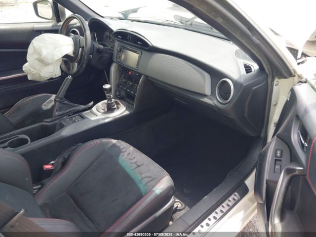 2015 SUBARU BRZ JF1ZCAC12F9606287 Photo 4