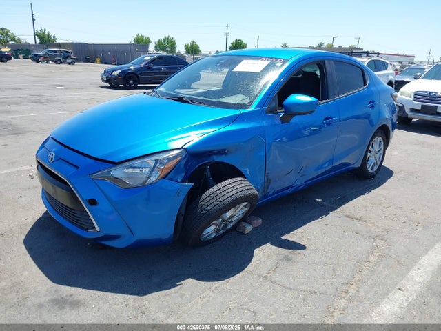 3MYDLBYV7JY314998 Toyota p5v
