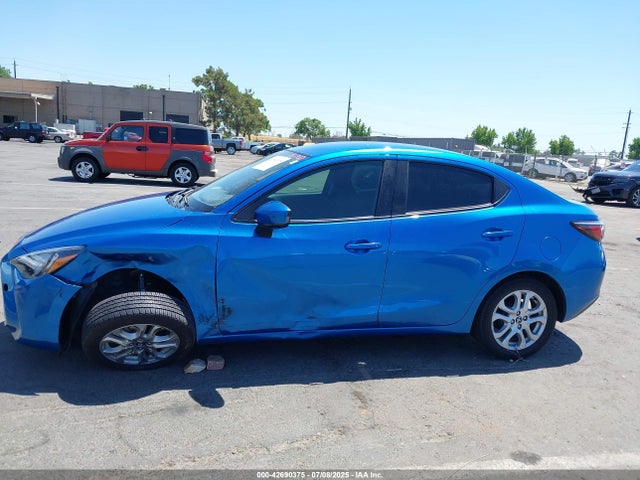 3MYDLBYV7JY314998 Toyota p5v