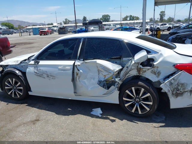 Honda l15b7 2024 2HGFE1F70RH329894 Image 14