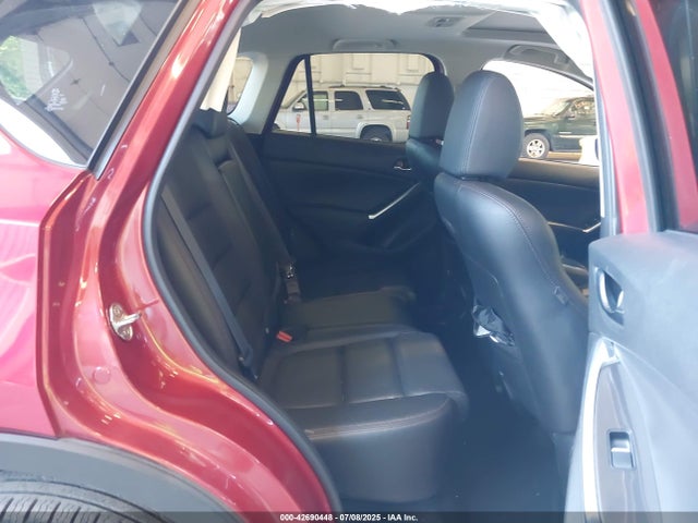 JM3KE4DY1G0870200 Mazda py