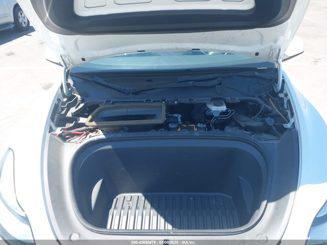 2021 TESLA MODEL Y 5YJYGDEE5MF207050 Photo 9