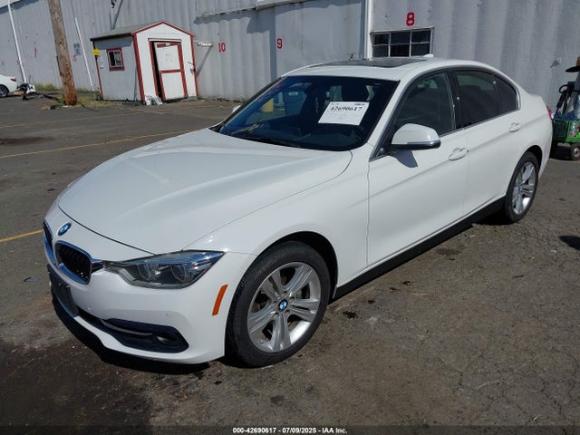 WBA8B9G35HNU51924 BMW 330I