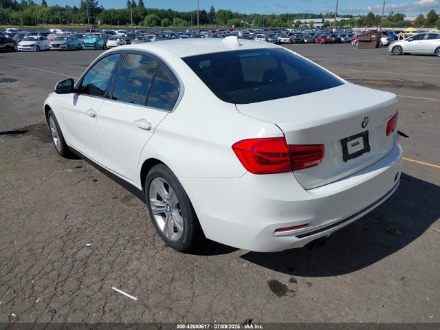 WBA8B9G35HNU51924 BMW 330I