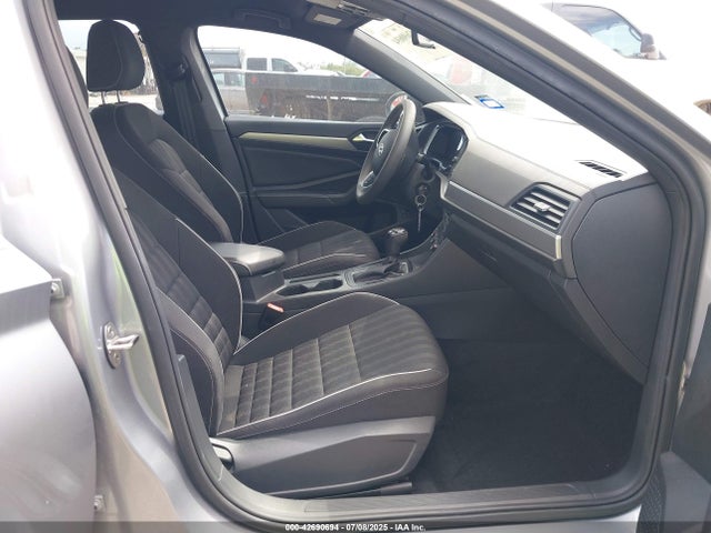 3VWBM7BU5NM022907 Volkswagen 1.5 tsi