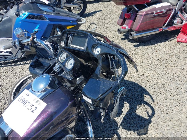 1HD1KTC11HB618530 Harley-Davidson Fltrxs Road Glide Special