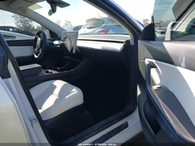 5YJYGDEF1LF023151 Tesla Model Y