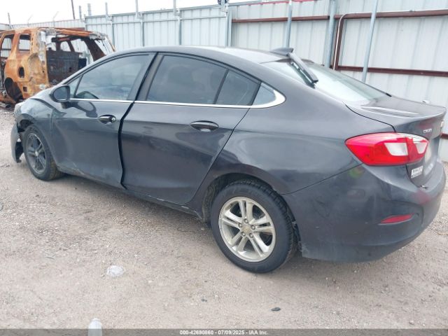 2017 CHEVROLET CRUZE 1G1BE5SM7H7100762 Photo 2