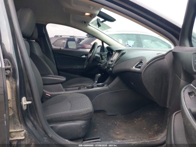 2017 CHEVROLET CRUZE 1G1BE5SM7H7100762 Photo 4