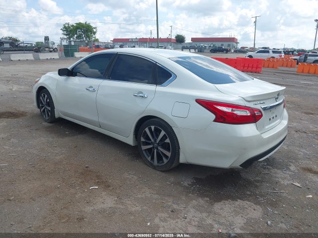 1N4AL3AP6GC146443 Nissan 2016