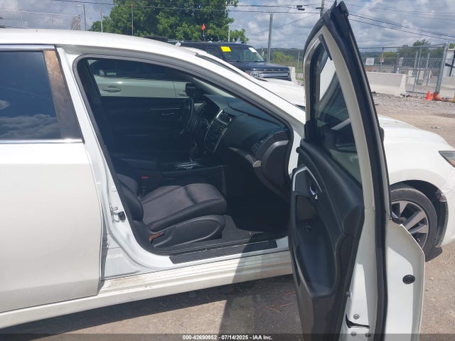1N4AL3AP6GC146443 Nissan 2016