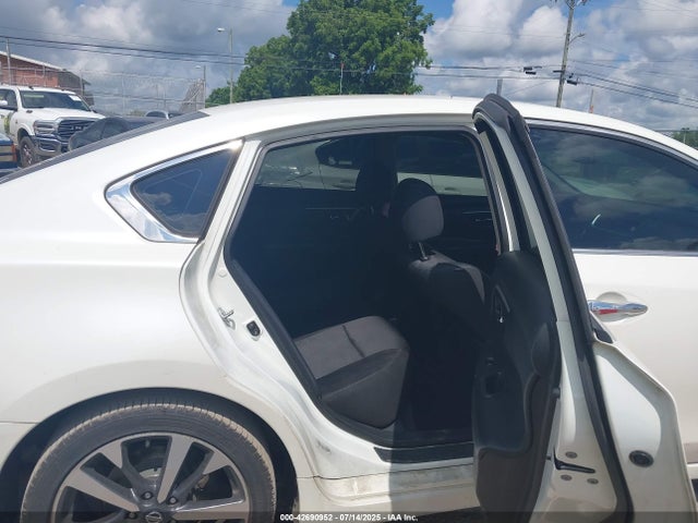 1N4AL3AP6GC146443 Nissan 2016