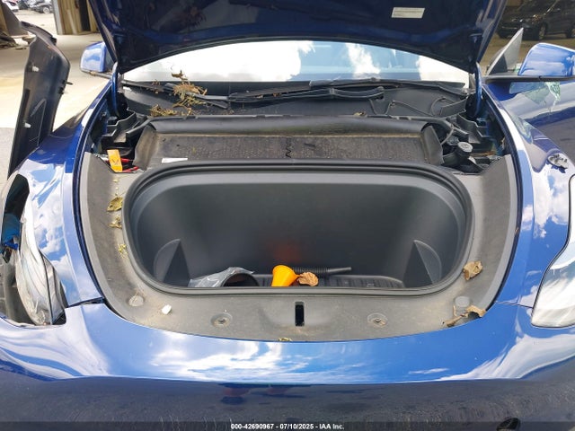2023 TESLA MODEL Y 7SAYGDEE3PF685636 Photo 9