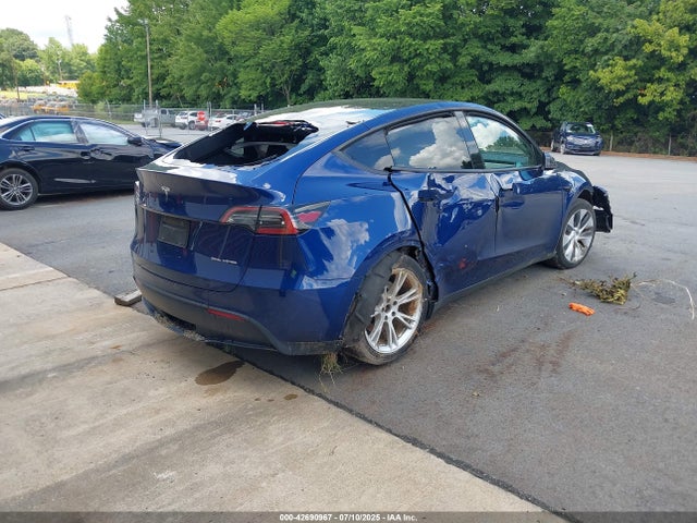 2023 TESLA MODEL Y 7SAYGDEE3PF685636 Photo 3