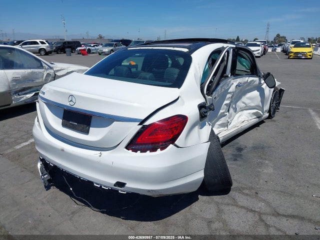 W1KWF8DBXMR629078 Mercedes-Benz m264