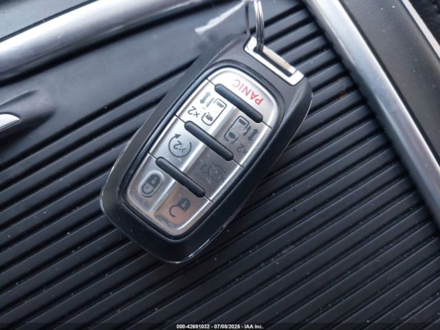 2022 CHRYSLER PACIFICA 2C4RC1BG9NR128071 Photo 10