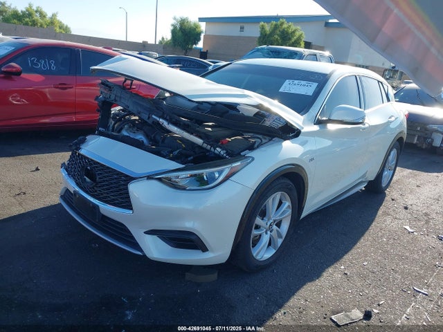 Infiniti m27020 2018 SJKCH5CP4JA058701 Image 2