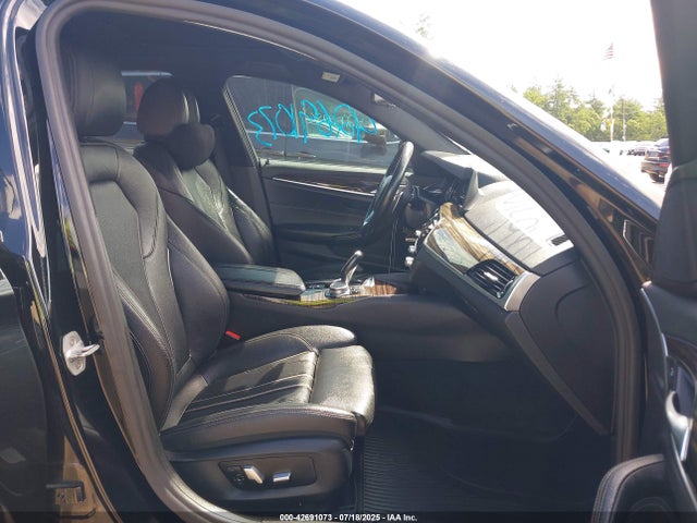 WBAJA7C54JWA73646 BMW 530I