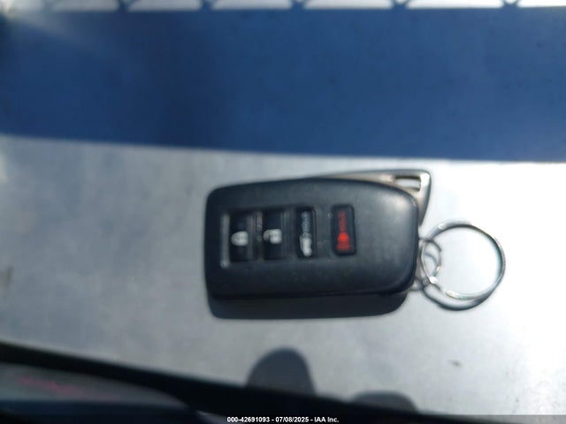 Lexus 2017 2017 2T2ZZMCA9HC087161 Image 11