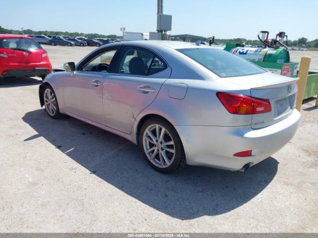 2007 LEXUS IS 350 JTHBE262772010326 Photo 2