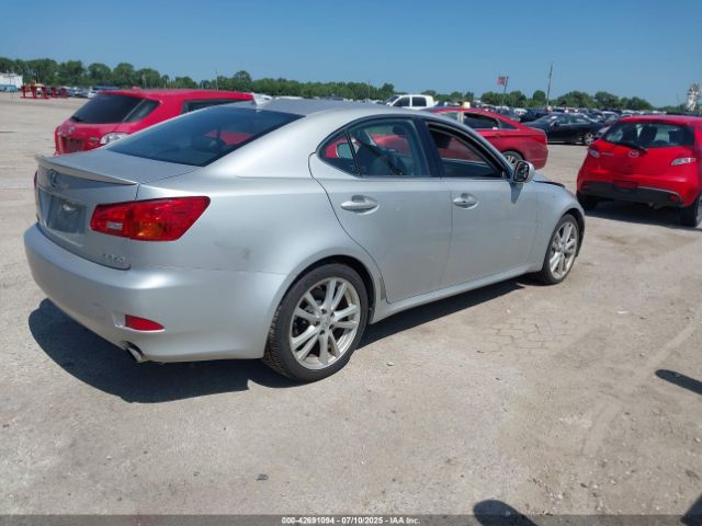 2007 LEXUS IS 350 JTHBE262772010326 Photo 3