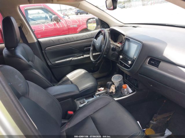 2020 MITSUBISHI OUTLANDER JA4AD3A31LZ043176 Photo 4