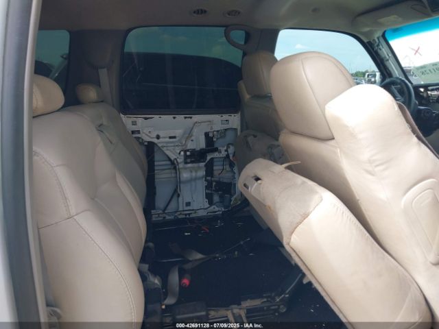 2002 GMC YUKON XL 1500 1GKFK16Z52J165544 Photo 7