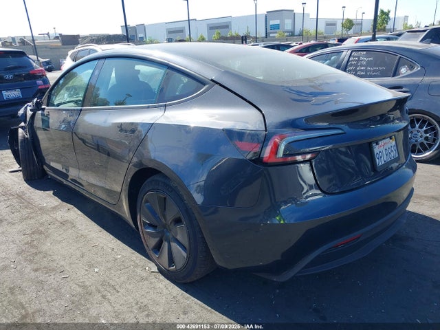 Tesla 2024 2024 5YJ3E1EA0RF870416 Image 3