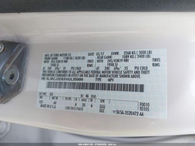 2017 LINCOLN MKC 5LMCJ3D9XHUL55999 Photo 8