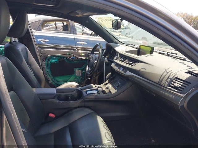 JTHKD5BH5E2194614 Lexus 2zr-fxe+3jm
