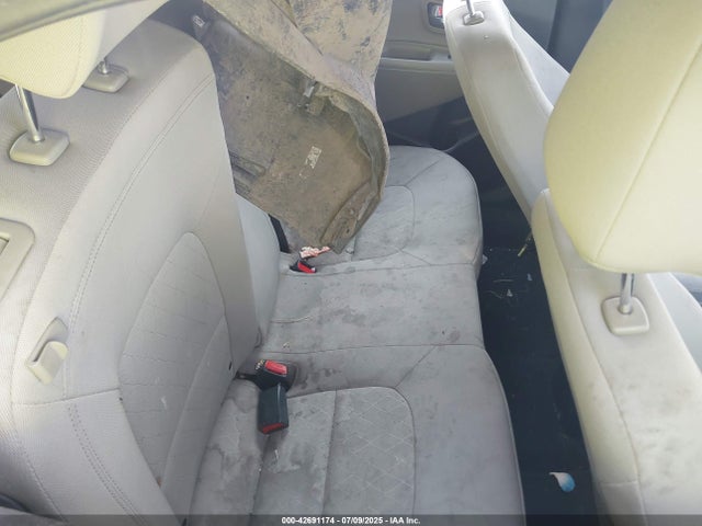 KIA Rio 2017 KNADN5A3XH6036518 Image 8