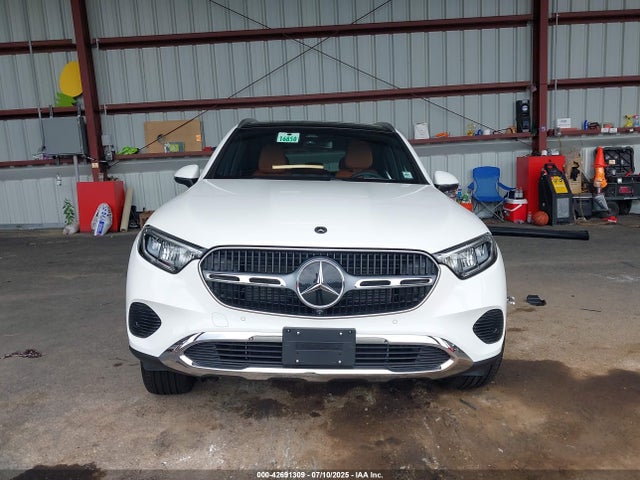 W1NKM4HB2SF381739 Mercedes-Benz m254
