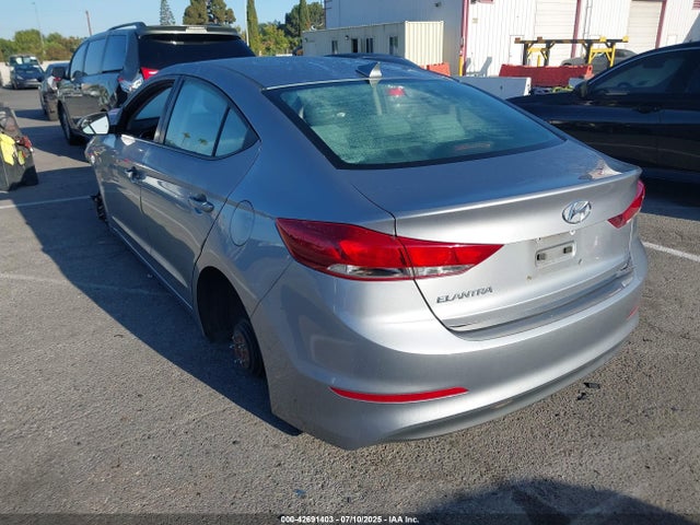 5NPD84LF7HH089663 Hyundai Elantra