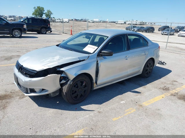 3VW2K7AJ2EM214931 Volkswagen Jetta