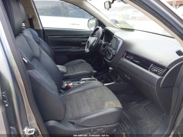 2019 MITSUBISHI OUTLANDER JA4AD3A38KZ044534 Photo 4