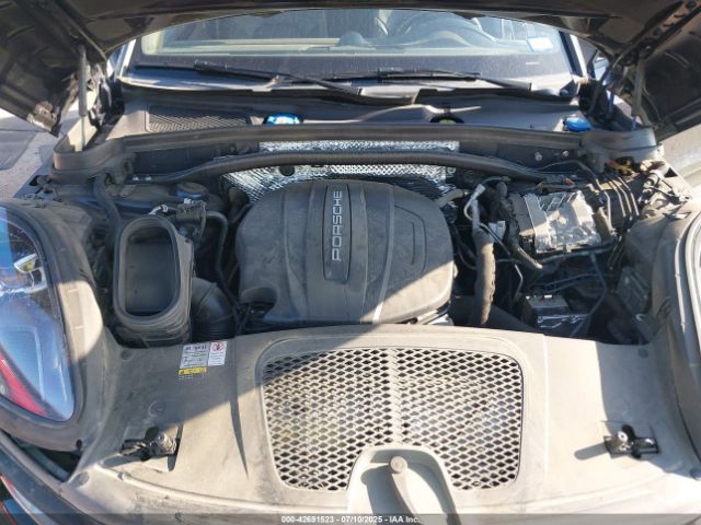 2021 PORSCHE MACAN WP1AA2A56MLB13767 Photo 9