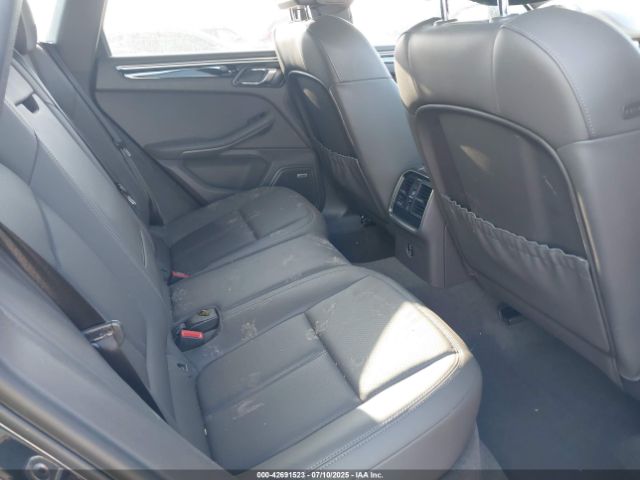 2021 PORSCHE MACAN WP1AA2A56MLB13767 Photo 7
