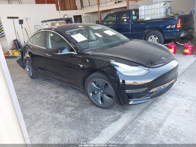 2019 TESLA MODEL 3 5YJ3E1EB3KF451569 Photo 0